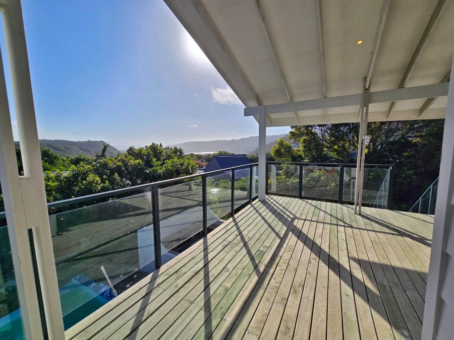 7 Bedroom Property for Sale in Kingfisher Creek Western Cape